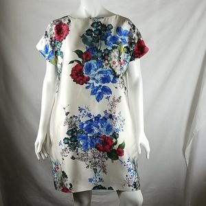 St.John Cream floral sheath dress!